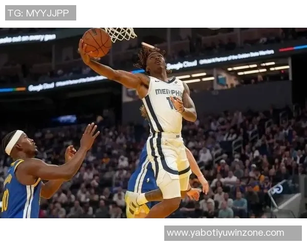 从建筑工地到职业赛场灰熊用四个选秀权换来励志猛男的传奇之路